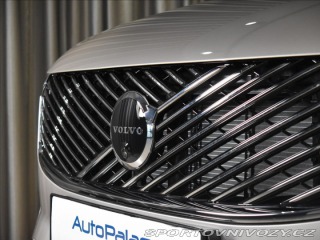 Volvo Ostatní modely XC90 2,0 T8 AWD Ultra Bright 2025