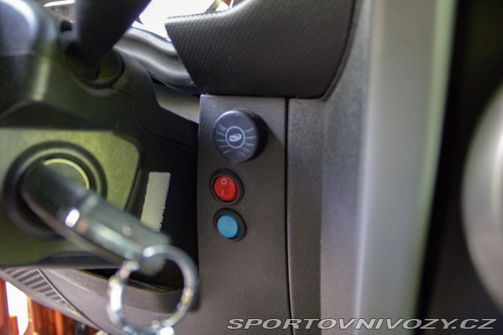 Ostatní značky Ostatní modely Jeep Wrangler Mountain 3,8 V6 LPG A/T 2010