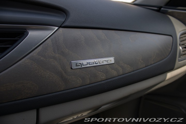 Audi A6 Avant 3.0 TDI DPF 272k q 2015