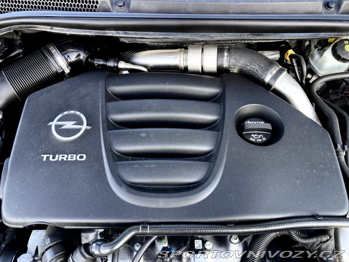 Opel Astra OPC 2,0 Turbo REZERVACE 2012
