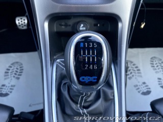Opel Astra OPC 2,0 Turbo 206kW 2012