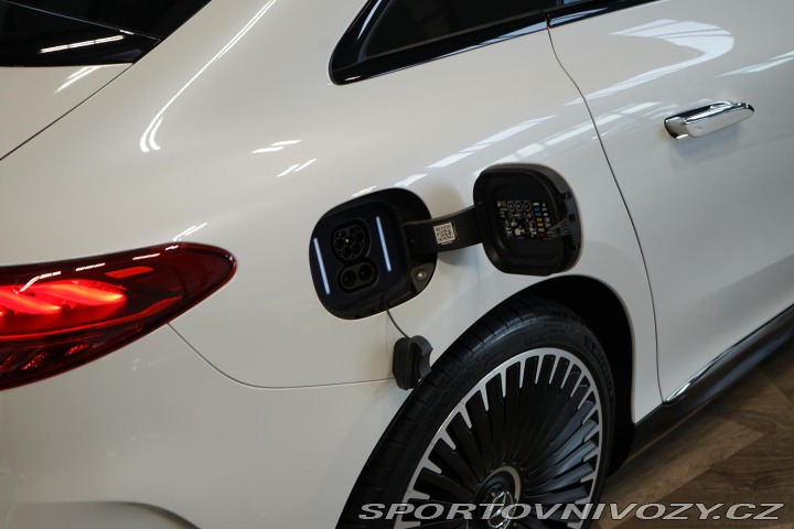 Mercedes-Benz Ostatní modely EQE 43 AMG 4M Masáž HyperScre 2022
