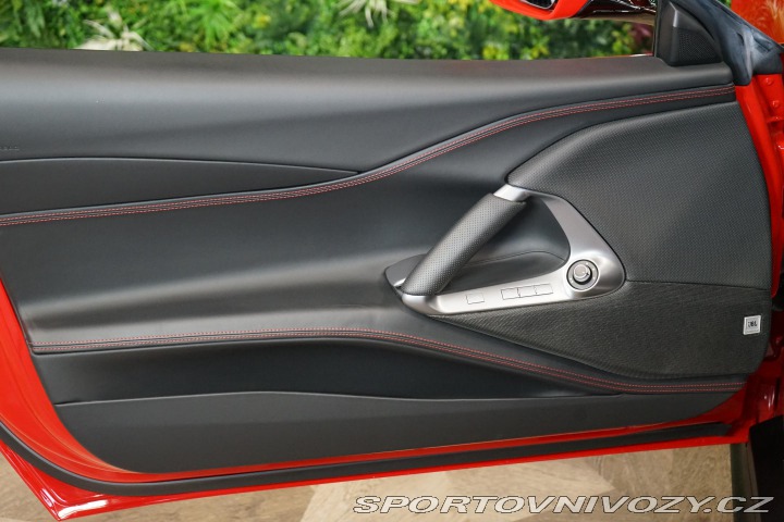 Ferrari 812 Superfast Pas-Display Lif 2019