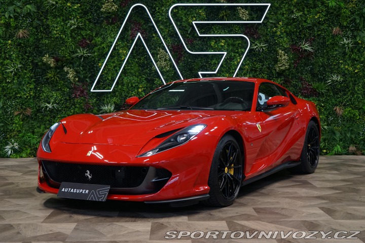 Ferrari 812 Superfast Pas-Display Lif 2019