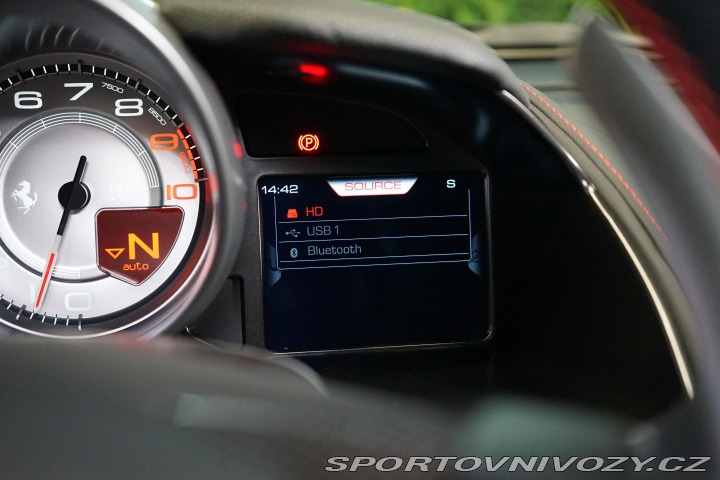 Ferrari 812 Superfast Pas-Display Lif 2019