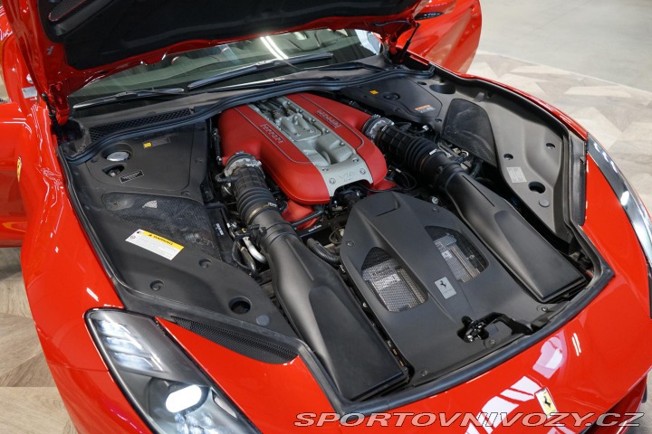 Ferrari 812 Superfast Pas-Display Lif 2019