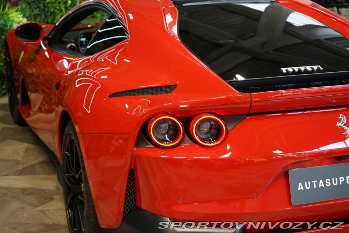 Ferrari 812 Superfast Pas-Display Lif 2019