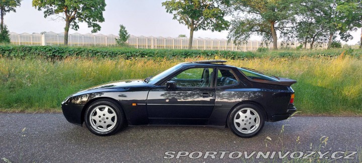 Porsche 944 S2 1989