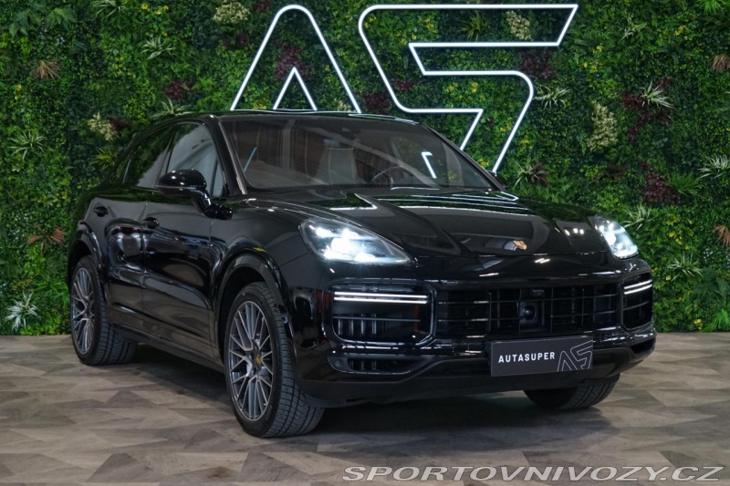 Porsche Cayenne Turbo Coupé Burmester Zár