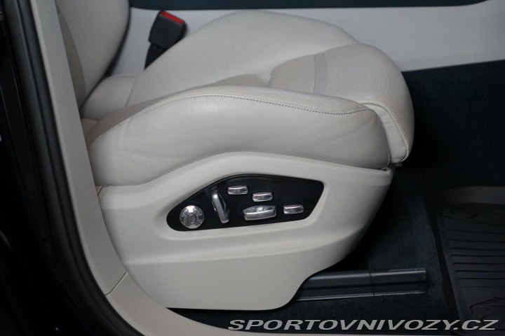 Porsche Cayenne Turbo Coupé Burmester Zár 2019