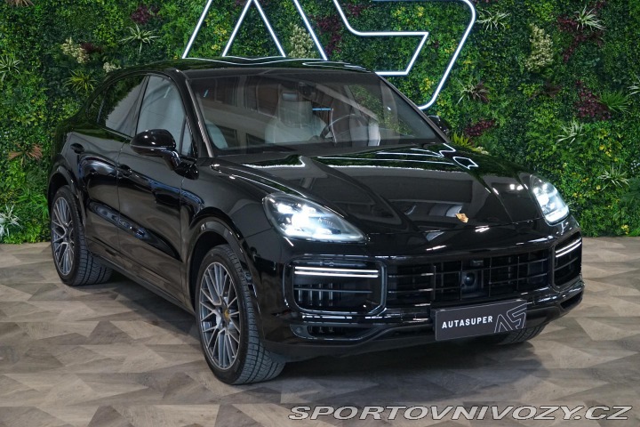 Porsche Cayenne Turbo Coupé Burmester Zár 2019