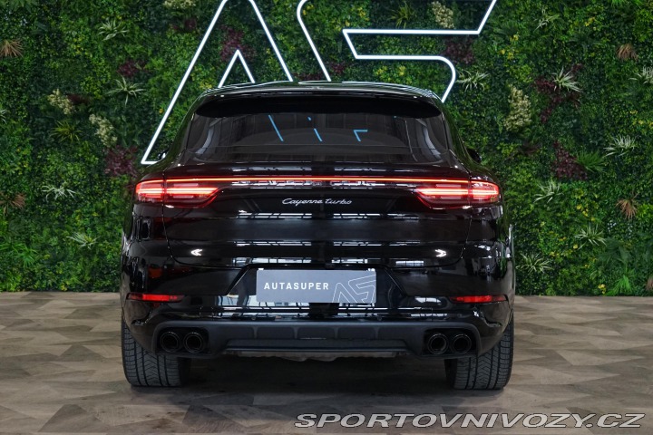 Porsche Cayenne Turbo Coupé Burmester Zár 2019