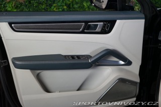Porsche Cayenne Turbo Coupé Burmester Zár 2019