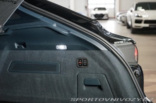 Porsche Cayenne Turbo Coupé Burmester Zár 2019