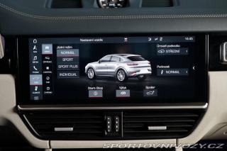 Porsche Cayenne Turbo Coupé Burmester Zár 2019
