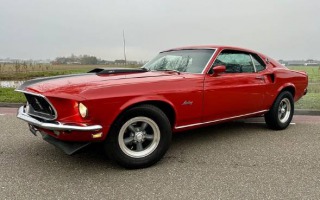 Ford Mustang Fastback 351