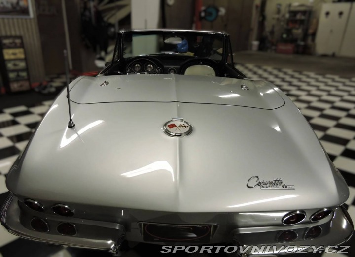 Chevrolet Corvette Stingray kabriolet 1963