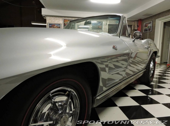 Chevrolet Corvette Stingray kabriolet 1963