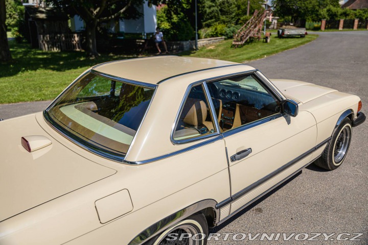 Mercedes-Benz SL 560 SL R107 1986