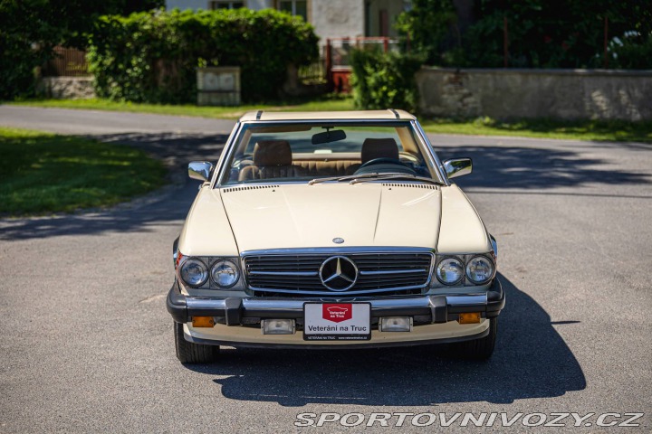 Mercedes-Benz SL 560 SL R107 1986
