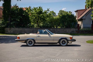 Mercedes-Benz SL 560 SL R107 1986