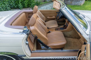 Mercedes-Benz SL 560 SL R107 1986