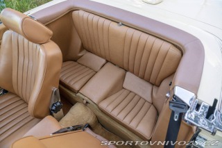 Mercedes-Benz SL 560 SL R107 1986