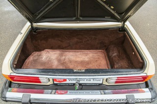 Mercedes-Benz SL 380 R107 1985