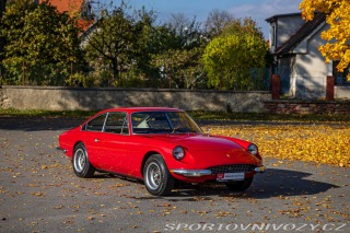 Ferrari 365 GT 2+2