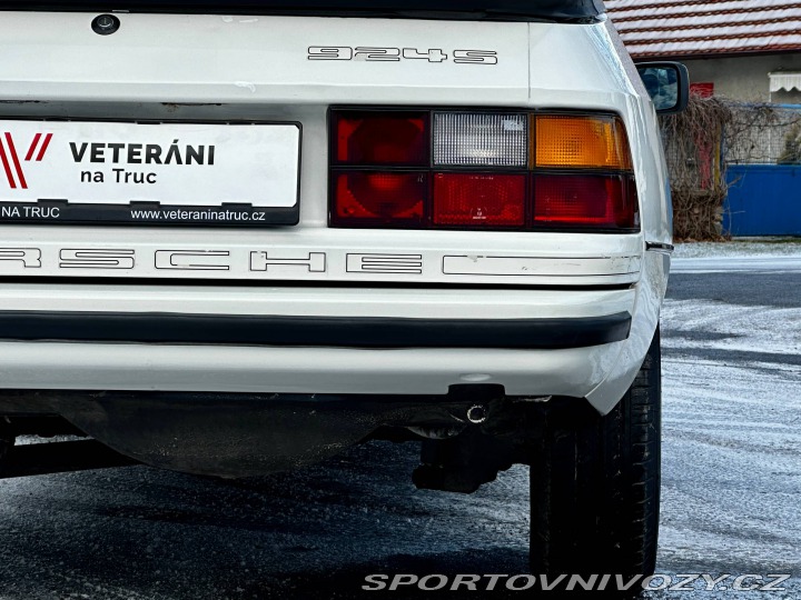 Porsche 924 924S 1986