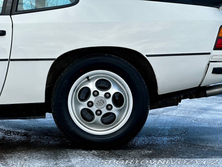 Porsche 924 924S 1986