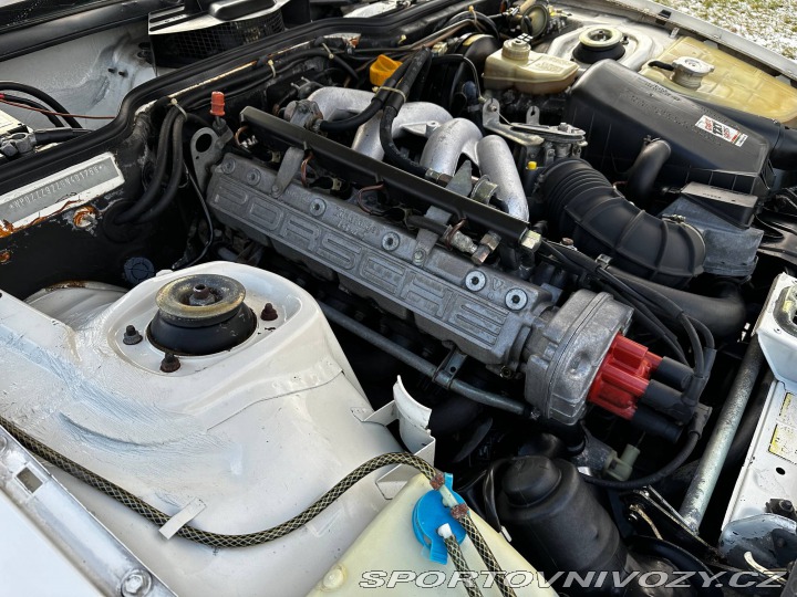 Porsche 924 924S 1986