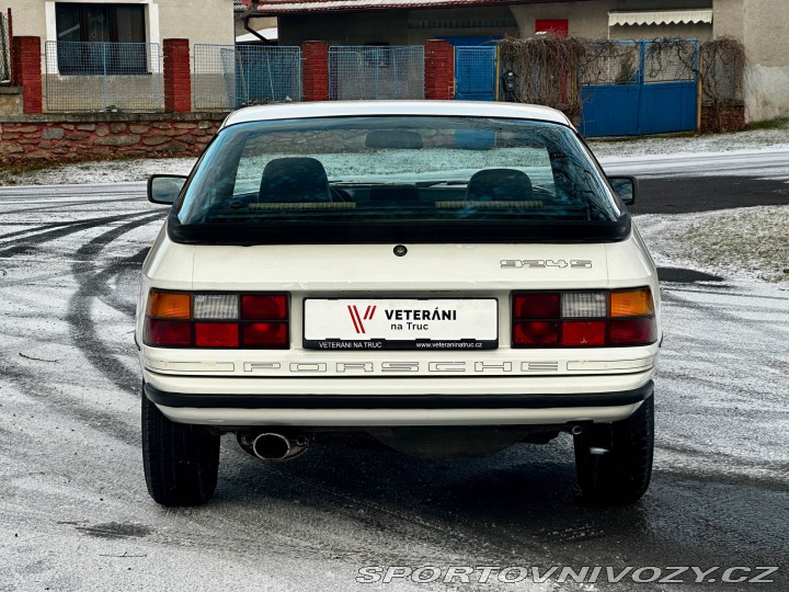 Porsche 924 924S 1986