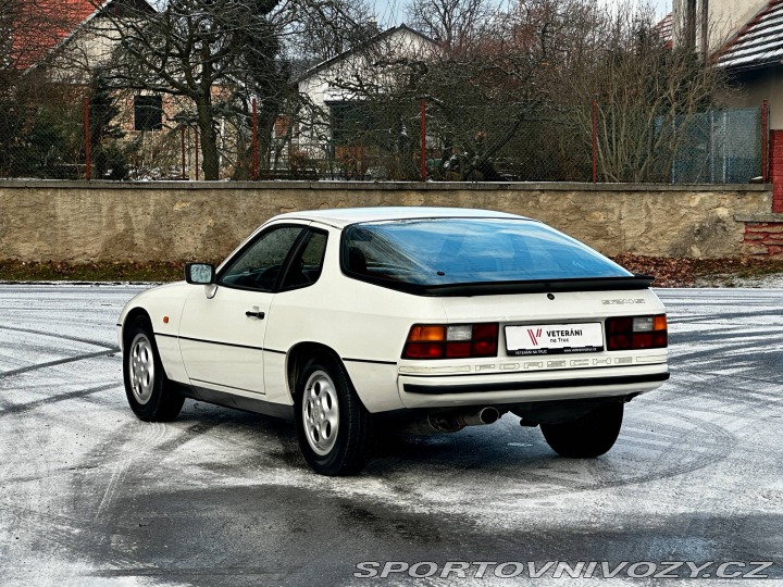 Porsche 924 924S 1986