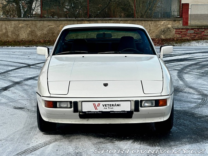 Porsche 924 924S 1986