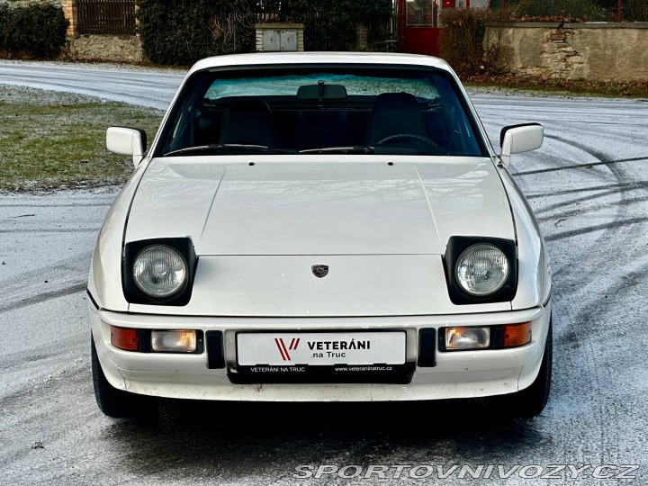 Porsche 924 924S 1986