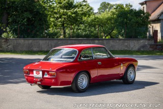 Ostatní značky Ostatní modely Alfa Romeo 1300 GT Junior 1969