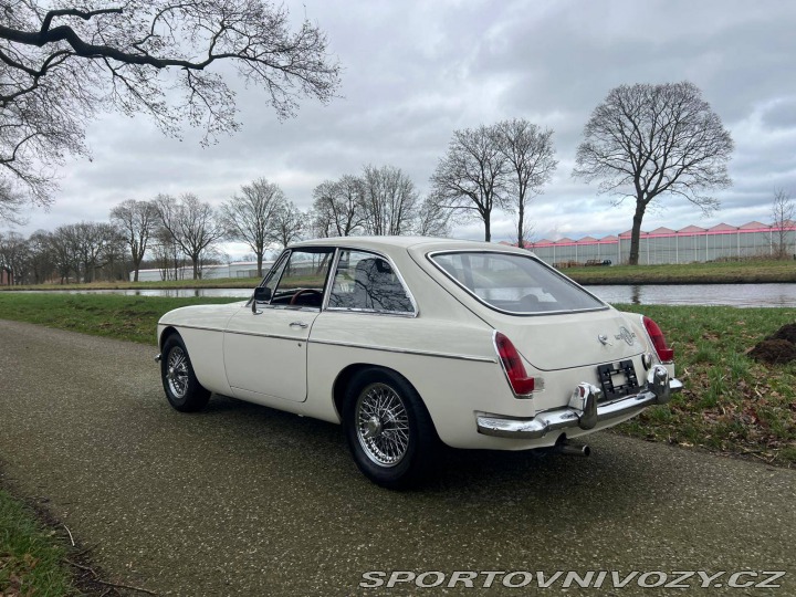 MG MGB GT 1967