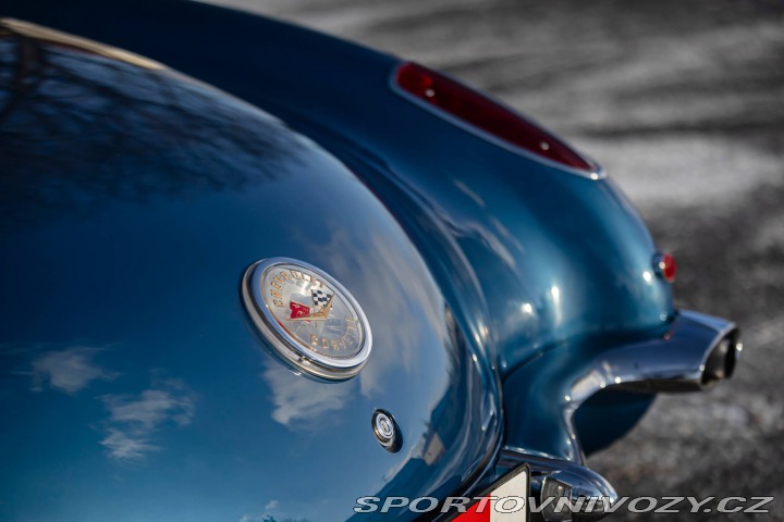 Chevrolet Corvette C1 283 cui (4.6 L) 1960