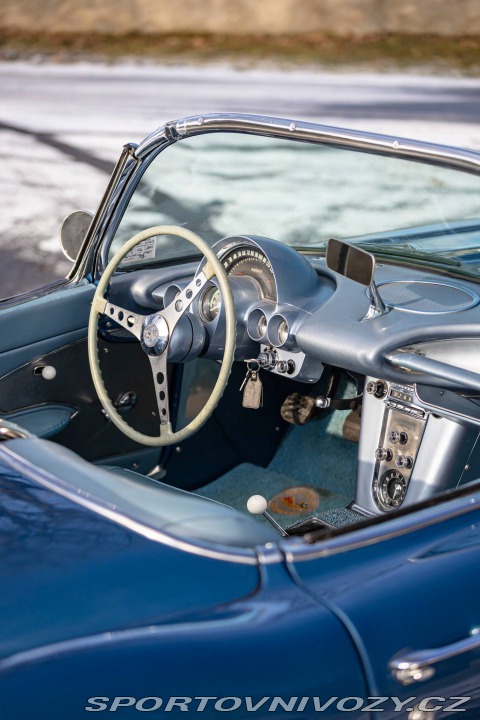 Chevrolet Corvette C1 283 cui (4.6 L) 1960