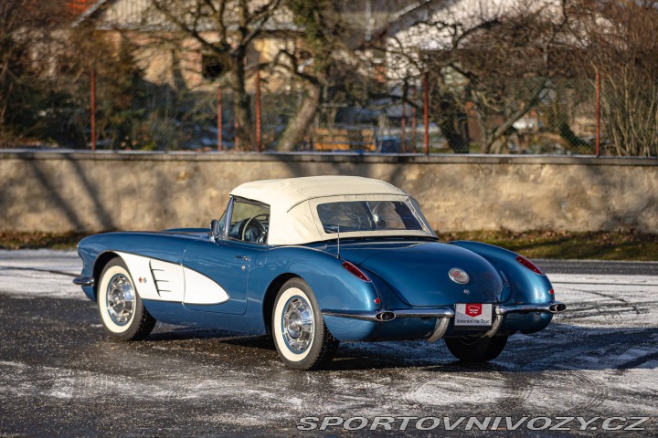 Chevrolet Corvette C1 283 cui (4.6 L) 1960