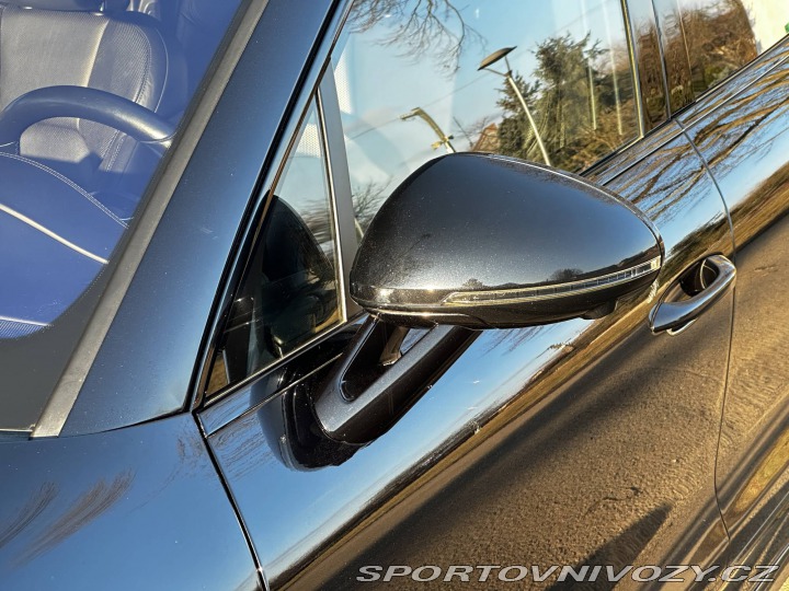 Porsche Macan Turbo 2016