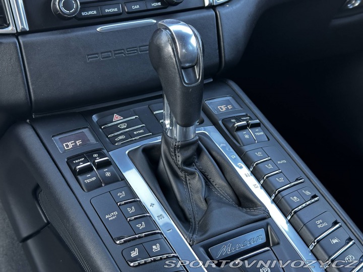Porsche Macan Turbo 2016