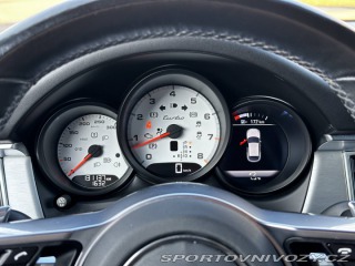 Porsche Macan Turbo 2016