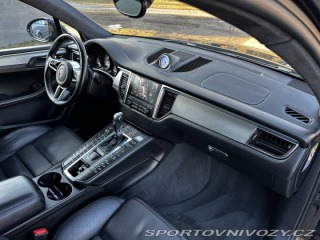 Porsche Macan Turbo 2016