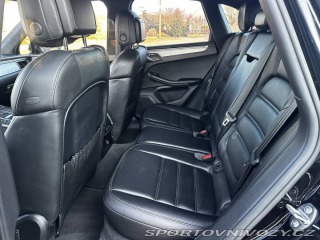 Porsche Macan Turbo 2016