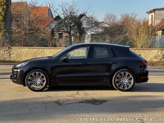 Porsche Macan Turbo 2016