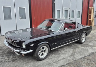 Ford Mustang Fastback 302