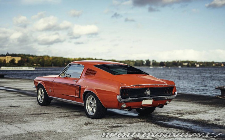 Ford Mustang Fastback 5.0 V8 1967