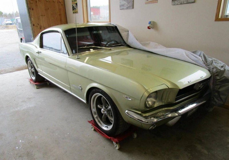 Ford Mustang Fastback